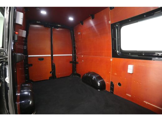 Volkswagen Crafter 35 2.0 TDI L3H3 141PK 3000KG Trekgew. Trekhaak Airco Camera Carplay Cruise Parkeersensoren ActivLease financial lease