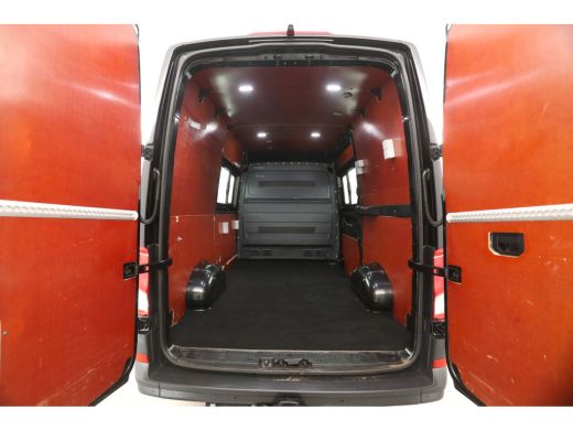 Volkswagen Crafter 35 2.0 TDI L3H3 141PK 3000KG Trekgew. Trekhaak Airco Camera Carplay Cruise Parkeersensoren ActivLease financial lease