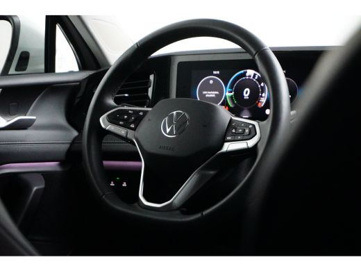 Volkswagen Tiguan 1.5 eHybrid DSG-6 204PK Life Edition | TREKHAAK | AUTO A. KLEP | STUUR + STOELVERW. ActivLease financial lease