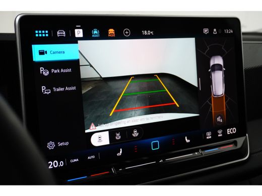 Volkswagen Tiguan 1.5 eHybrid DSG-6 204PK Life Edition | TREKHAAK | AUTO A. KLEP | STUUR + STOELVERW. ActivLease financial lease