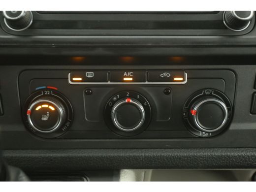 Volkswagen Transporter 150PK 2.0 TDI L2H1 DSG Automaat Airco Cruise Carplay  3 Persoons PDC Elektrpakket Trekhaak ActivLease financial lease