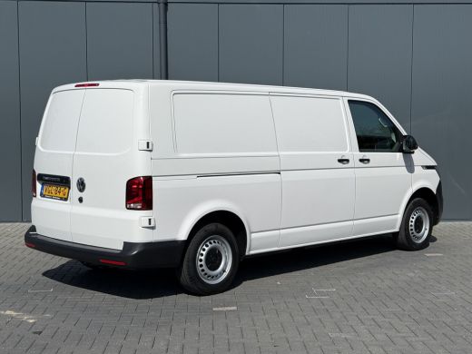 Volkswagen Transporter 2.0 TDI 6.1 / L2H1 / Highline / STOELVERW / 1e EIG. / BOTT INRICHTING / AIRCO / CRUISE / CAMERA /... ActivLease financial lease