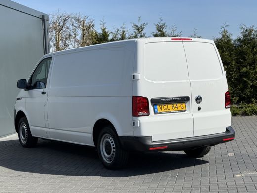 Volkswagen Transporter 2.0 TDI 6.1 / L2H1 / Highline / STOELVERW / 1e EIG. / BOTT INRICHTING / AIRCO / CRUISE / CAMERA /... ActivLease financial lease