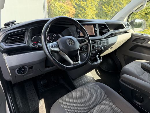 Volkswagen Transporter 2.0 TDI 6.1 / L2H1 / Highline / STOELVERW / 1e EIG. / BOTT INRICHTING / AIRCO / CRUISE / CAMERA /... ActivLease financial lease