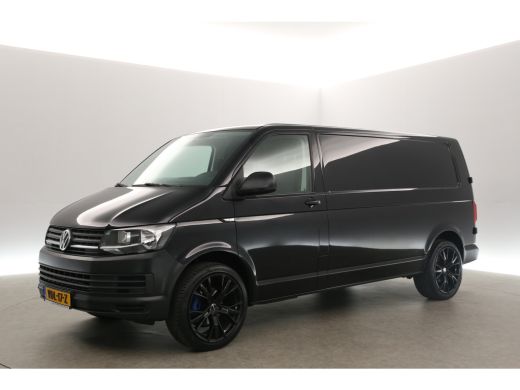 Volkswagen Transporter 2.0 TDI L2H1 Airco Cruise Carplay PDC 3 Persoons 20''LMV Trekhaak Elektrpakket ActivLease financial lease