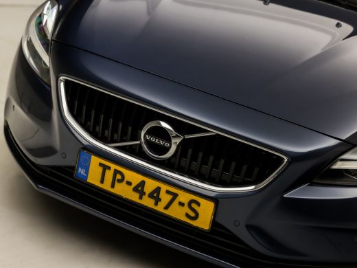 Volvo  V40 1.5 T2 Sport Automaat (PANORAMADAK, NAVIGATIE, CAMERA, GETINT GLAS, STOELVERWARMING, SPORTSTOELEN... ActivLease financial lease