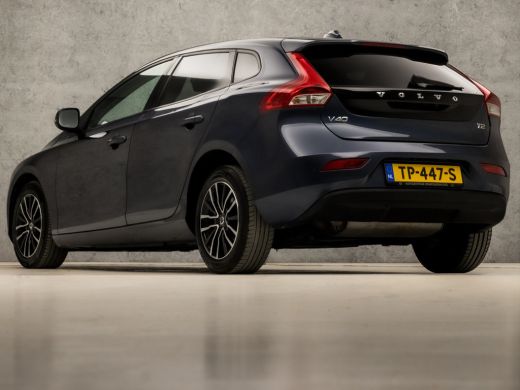 Volvo  V40 1.5 T2 Sport Automaat (PANORAMADAK, NAVIGATIE, CAMERA, GETINT GLAS, STOELVERWARMING, SPORTSTOELEN... ActivLease financial lease