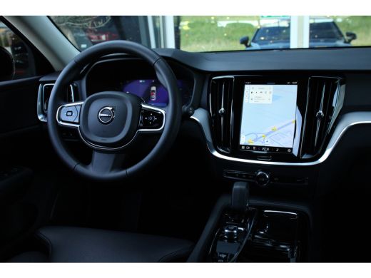 Volvo  V60 T6 AWD Plus Dark | Adaptive Cruise | Stuur/Stoelverwarming | Getint Glas | 19-Inch | BLIS ActivLease financial lease