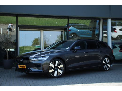 Volvo  V60 T6 AWD Plus Dark | Adaptive Cruise | Stuur/Stoelverwarming | Getint Glas | 19-Inch | BLIS ActivLease financial lease