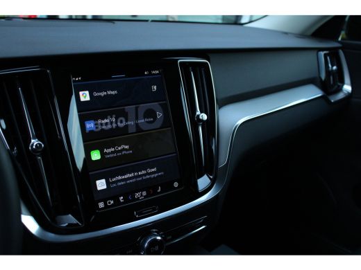 Volvo  V60 T6 AWD Plus Dark | Adaptive Cruise | Stuur/Stoelverwarming | Getint Glas | 19-Inch | BLIS ActivLease financial lease