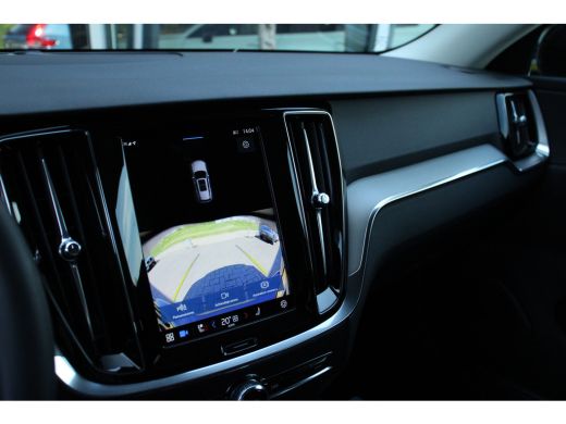 Volvo  V60 T6 AWD Plus Dark | Adaptive Cruise | Stuur/Stoelverwarming | Getint Glas | 19-Inch | BLIS ActivLease financial lease
