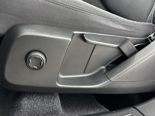 Volvo  XC40 T4 Recharge Inscription Expression | Panoramadak | Trekhaak | /stuurverwarming | Keyless | Elektr... ActivLease financial lease