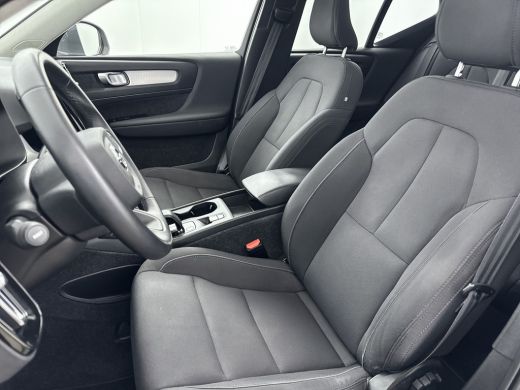 Volvo  XC40 T4 Recharge Inscription Expression | Panoramadak | Trekhaak | /stuurverwarming | Keyless | Elektr... ActivLease financial lease