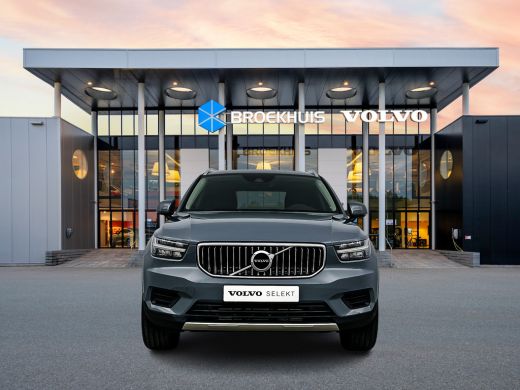 Volvo  XC40 T4 Recharge Inscription Expression | Panoramadak | Trekhaak | /stuurverwarming | Keyless | Elektr... ActivLease financial lease