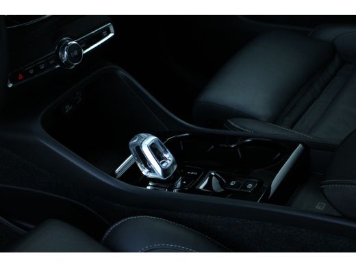 Volvo  XC40 T4 Plus Dark | Adaptive Cruise | Lederen Bekleding | Harman/Kardon | Camera | Stuur/Stoelverwarmi... ActivLease financial lease