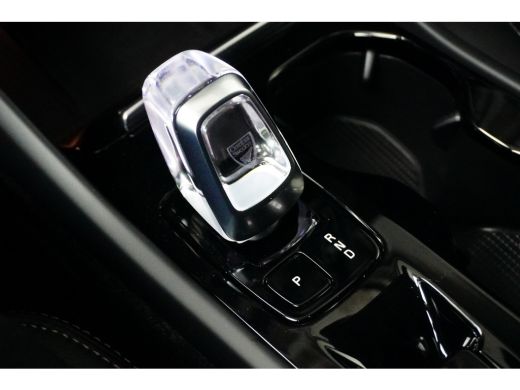 Volvo  XC40 Volvo 1.5 T5 Recharge Plus Dark | Blis | Elektrisch bedienbare stoel | Stoel + Stuurverw | Harman... ActivLease financial lease