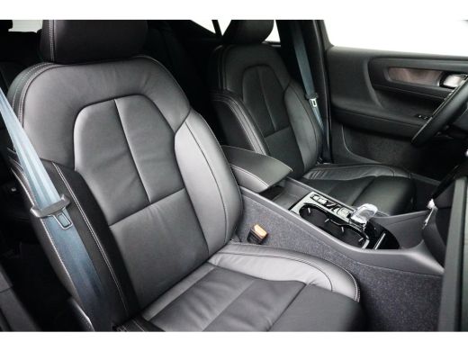 Volvo  XC40 Volvo 1.5 T5 Recharge Plus Dark | Blis | Elektrisch bedienbare stoel | Stoel + Stuurverw | Harman... ActivLease financial lease