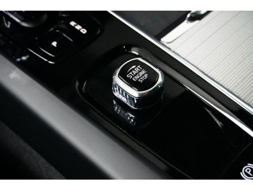 Volvo  XC60 T6 AWD Ultra Black Edition | Bowers & Wilkins | 360 Camera | Head-up Display | Panoramadak | 21-I... ActivLease financial lease
