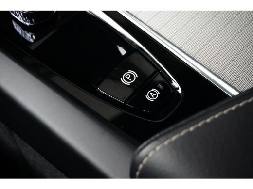 Volvo  XC60 T6 AWD Ultra Black Edition | Bowers & Wilkins | 360 Camera | Head-up Display | Panoramadak | 21-I... ActivLease financial lease