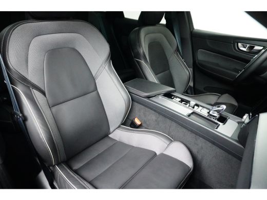 Volvo  XC60 T6 AWD Ultra Black Edition | Bowers & Wilkins | 360 Camera | Head-up Display | Panoramadak | 21-I... ActivLease financial lease