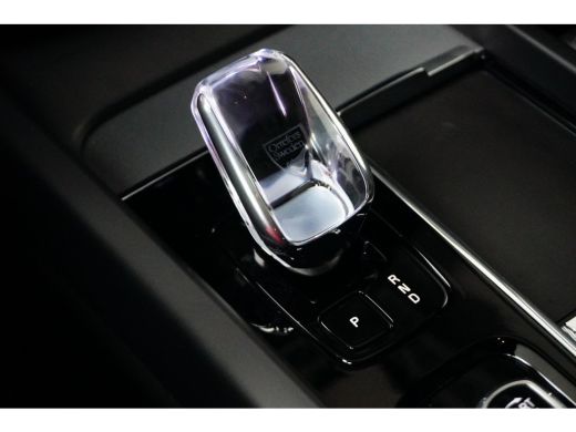Volvo  XC60 Volvo 2.0 T6 Plug-in hybrid AWD Plus Dark | Achterbank verwarmd | Cruise control adaptief met Sto... ActivLease financial lease