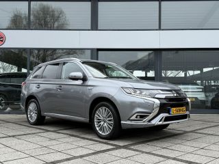 Mitsubishi Outlander 2.4 PHEV Intense+ | Panorama | Apple Carplay | Trekhaak |