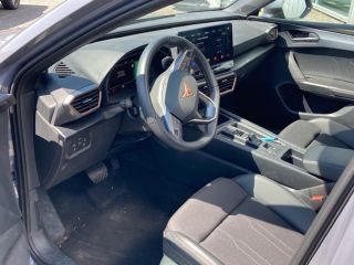 Seat Leon Sportstourer 1.5 eTSI MHEV  Business edition plus  150pk | Panorama dak | Dodehoekdetectie | Beats audio | Ada...