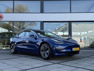 Tesla Model 3 Range Plus | Autopilot | Panorama | Leder | Navi | Camera