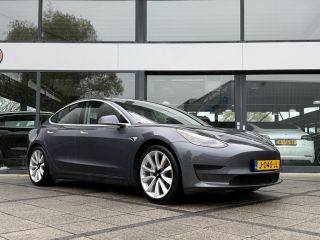 Tesla Model 3 Range Plus RWD | Autopilot | Panorama | Leder |