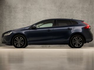 Volvo  V40 1.5 T2 Sport Automaat (PANORAMADAK, NAVIGATIE, CAMERA, GETINT GLAS, STOELVERWARMING, SPORTSTOELEN...