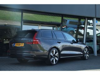 Volvo  V60 T6 AWD Plus Dark | Adaptive Cruise | Stuur/Stoelverwarming | Getint Glas | 19-Inch | BLIS