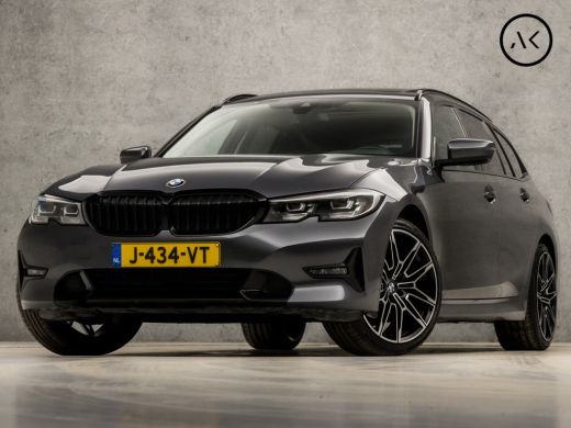 BMW 3 Serie Touring 318i Executive Sportline 157Pk Automaat (PANORAMADAK, APPLE CARPLAY, GROOT NAVI, DEALER O... BMW 3 Serie Touring 318i Executive Sportline 157Pk Automaat (PANORAMADAK, APPLE CARPLAY, GROOT NAVI, DEALER O...