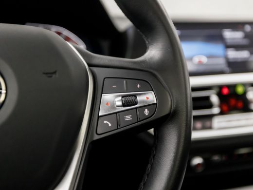 BMW 3 Serie Touring 318i Executive Sportline 157Pk Automaat (PANORAMADAK, APPLE CARPLAY, GROOT NAVI, DEALER O... ActivLease financial lease