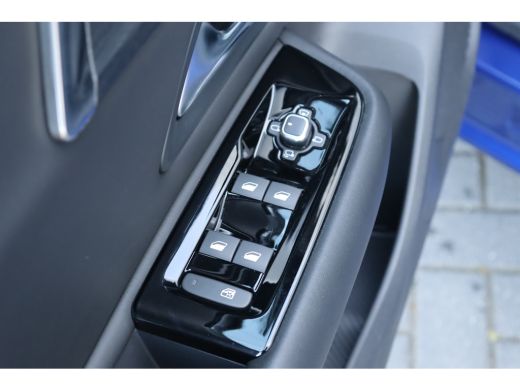 Citroën C5 X Citroën 1.6 PLUG-IN HYBRID 225PK BUSINESS PLUS AUTOMAAT / NAVI / LEDER / CLIMA / LED / PDC / CAME... ActivLease financial lease