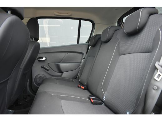 Dacia Sandero Dacia 0.9 TCe Laureate Automaat | Navigatie | Parkeersensoren | Airco | Cruise Control | Radio/MP3 | ActivLease financial lease