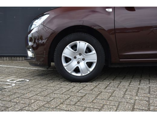 Dacia Sandero Dacia 0.9 TCe Laureate Automaat | Navigatie | Parkeersensoren | Airco | Cruise Control | Radio/MP3 | ActivLease financial lease