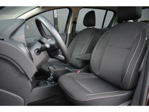 Dacia Sandero Dacia 0.9 TCe Laureate Automaat | Navigatie | Parkeersensoren | Airco | Cruise Control | Radio/MP3 | ActivLease financial lease