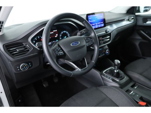 Ford Focus 1.0 EcoBoost Hybrid Active Business Navigatie | Adaptieve Cruise | Led Koplampen | Draadloos lade... ActivLease financial lease
