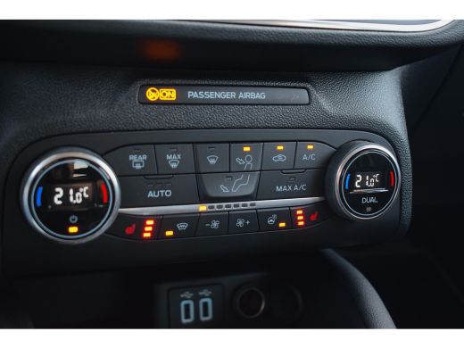 Ford Focus 1.0 EcoBoost Titanium X Business | CarPlay | Stuur- en Stoelverw. | Half Leer ActivLease financial lease