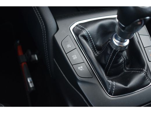 Ford Focus 1.0 EcoBoost Titanium X Business | CarPlay | Stuur- en Stoelverw. | Half Leer ActivLease financial lease