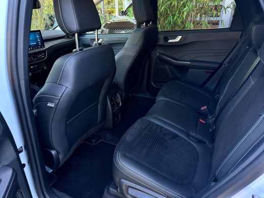 Ford Kuga Ford 2.5 PHEV Active X 2100kg trekgewicht! | Pano | 19'' | Head-Up | AGR-stoelen | Matrix LED | S... ActivLease financial lease