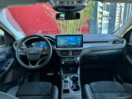 Ford Kuga Ford 2.5 PHEV Active X 2100kg trekgewicht! | Pano | 19'' | Head-Up | AGR-stoelen | Matrix LED | S... ActivLease financial lease