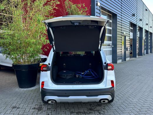 Ford Kuga Ford 2.5 PHEV Active X 2100kg trekgewicht! | Pano | 19'' | Head-Up | AGR-stoelen | Matrix LED | S... ActivLease financial lease