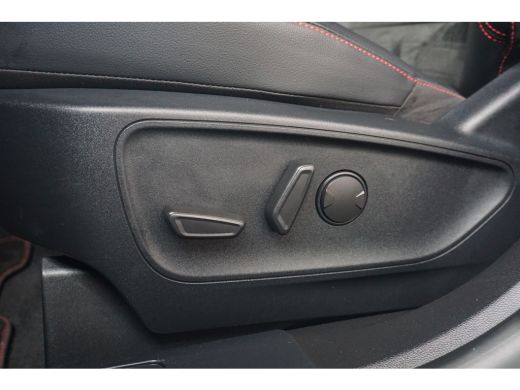 Ford Kuga Ford 2.5 PHEV ST-Line X | Black Pack | Adaptive Cruise | Trekhaak | Dodehoek Detectie | Camera | ActivLease financial lease
