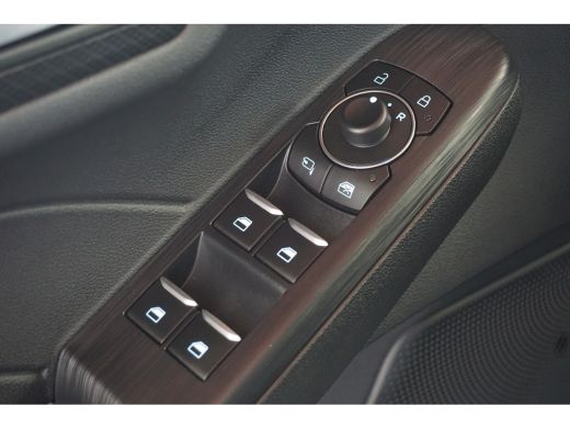 Ford Kuga Ford 2.5 PHEV ST-Line X | Black Pack | Adaptive Cruise | Trekhaak | Dodehoek Detectie | Camera | ActivLease financial lease