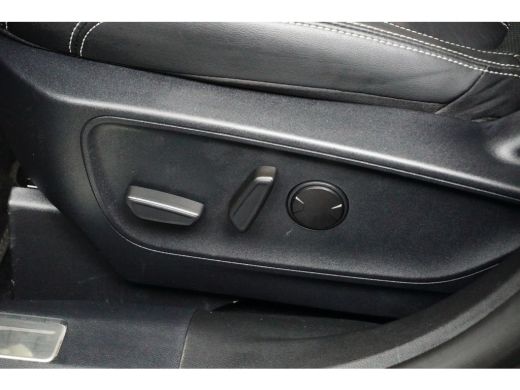 Ford Kuga Ford 2.5 PHEV Vignale | Trekhaak | Adapt. Cruise | Dodehoek Detectie | Memory Seat | Leder | B&O ... ActivLease financial lease