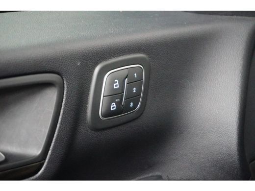 Ford Kuga Ford 2.5 PHEV Vignale | Trekhaak | Adapt. Cruise | Dodehoek Detectie | Memory Seat | Leder | B&O ... ActivLease financial lease