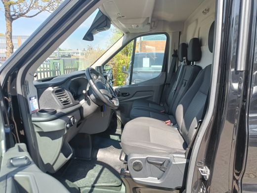 Ford Transit Ford 350 2.0 TDCI L3H2 Trend RWD 170pk | 3500kg Trekgewicht| Imperiaal | Trekhaak | Camera | ActivLease financial lease