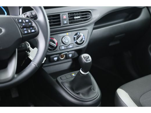 Hyundai i10 Hyundai 1.0 Comfort | Apple Carplay & Android Auto | Airco | Cruise Control | Rijstrooksensor met... ActivLease financial lease