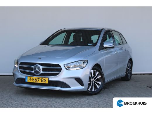 Mercedes B-Klasse Mercedes-Benz 180 Business Solution | Achteruitrijcamera | Apple Carplay/Android Auto|telefoonint... Mercedes B-Klasse Mercedes-Benz 180 Business Solution | Achteruitrijcamera | Apple Carplay/Android Auto|telefoonint...